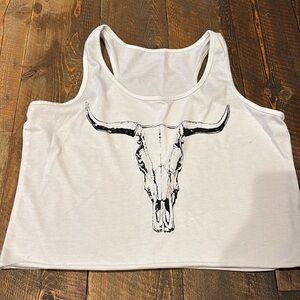 White longhorn tanktop. No stains, never worn, size small, and super cute.